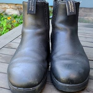 Blundstone #1448 tall black, size 9 woman